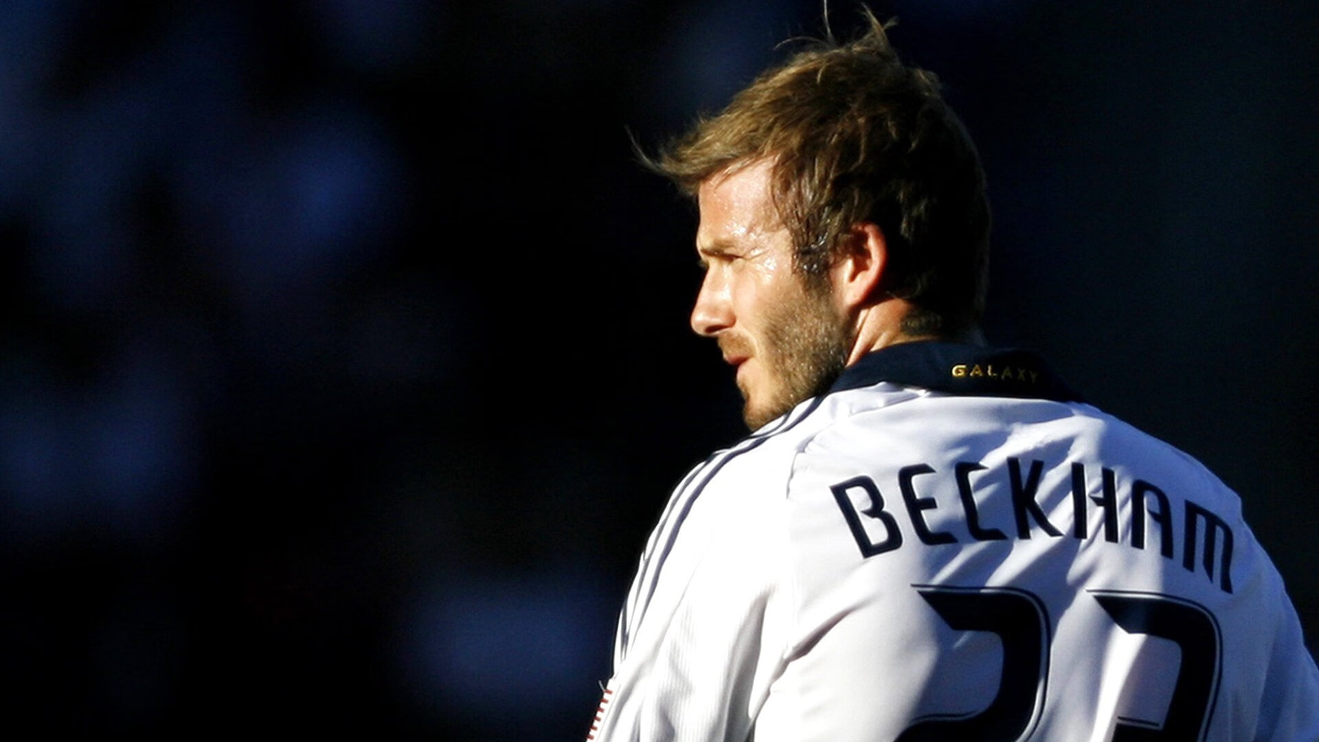 kaiyun网站-乔治暴走快船轻取雄鹿，快船乔治伤病